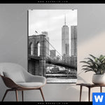 Acrylglasbild Brooklyn Bridge Schwarzweiss Hochformat Produktvorschau mit dem Bild Brooklyn Bridge Schwarzweiß im Format Hochformat.