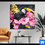 Acrylglasbild Exotischer Tukan Mit Blueten Quadrat Produktvorschau mit dem Bild Exotischer Tukan mit Blüten im Format Quadrat.
