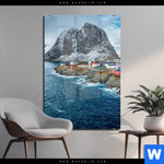 Acrylglasbild Fischerdorf Mit Roten Haeusern Hochformat Produktvorschau mit dem Bild Fischerdorf mit roten Häusern im Format Hochformat.