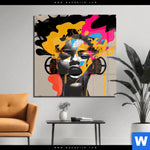 Acrylglasbild Frau Mit Kopfhoerern Quadrat Produktvorschau mit dem Bild Frau mit Kopfhörern im Format Quadrat.