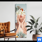 Acrylglasbild Frauenportrait Mit Blumen Schmal Produktvorschau mit dem Bild Frauenportrait mit Blumen im Format Schmal.