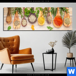 Acrylglasbild Gewuerze Auf Hoelzernen Loeffeln Panorama Produktvorschau mit dem Bild Gewürze auf hölzernen Löffeln im Format Panorama.