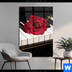 Acrylglasbild Klavier Rose Hochformat Produktvorschau mit dem Bild Klavier & Rose im Format Hochformat.