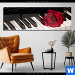Acrylglasbild Klavier Rose Panorama Produktvorschau mit dem Bild Klavier & Rose im Format Panorama.