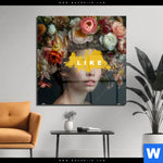 Acrylglasbild Like Florales Portraet Quadrat Produktvorschau mit dem Bild LIKE - Florales Porträt im Format Quadrat.