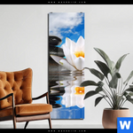 Acrylglasbild Lilie Zensteine Schmal Produktvorschau mit dem Bild Lilie & Zensteine im Format Schmal.