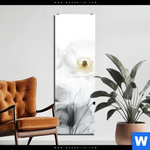 Acrylglasbild Luftige Bluetenstille Schmal Produktvorschau mit dem Bild Luftige Blütenstille im Format Schmal.