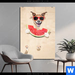 Acrylglasbild Lustiger Hund Am Strand Hochformat Produktvorschau mit dem Bild Lustiger Hund am Strand im Format Hochformat.