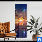 Acrylglasbild Manhattan Bei Nacht Schmal Produktvorschau mit dem Bild Manhattan bei Nacht im Format Schmal.