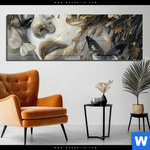 Acrylglasbild Paola Portraet Mit Schmetterlingen Panorama Produktvorschau mit dem Bild Paola - Porträt mit Schmetterlingen im Format Panorama.
