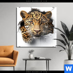 Acrylglasbild Wanddurchbruch Leopard Quadrat Produktvorschau mit dem Bild Wanddurchbruch - Leopard im Format Quadrat.