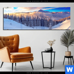 Acrylglasbild Winterliches Gebirge Panorama Produktvorschau mit dem Bild Winterliches Gebirge im Format Panorama.
