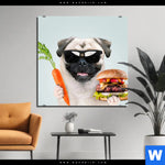 Alu Dibond Bild Lustiger Hund Mit Burger Quadrat Produktvorschau mit dem Bild Lustiger Hund mit Burger im Format Quadrat.