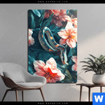 Alu Dibond Bild Schlange Zwischen Grossen Blueten Hochformat Produktvorschau mit dem Bild Schlange zwischen großen Blüten im Format Hochformat.