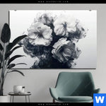 Aluminiumbild Gebürstet Blumen Im Schwarzen Farbnebel Querformat Produktvorschau mit dem Bild Blumen im schwarzen Farbnebel im Format Querformat.