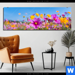 Aluminiumbild Gebürstet Blumenwiese Unter Blauem Himmel Panorama Produktvorschau mit dem Bild Blumenwiese unter blauem Himmel im Format Panorama.