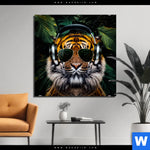 Aluminiumbild Gebürstet Cooler Tiger Quadrat Produktvorschau mit dem Bild Cooler Tiger im Format Quadrat.