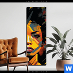 Aluminiumbild Gebürstet Erzoernte Frau Schmal Produktvorschau mit dem Bild Erzörnte Frau im Format Schmal.