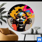 Aluminiumbild Gebürstet Frau Mit Kopfhoerern Rund Produktvorschau mit dem Bild Frau mit Kopfhörern im Format Rund.