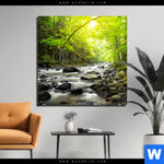 Aluminiumbild Gebürstet Gebirgsfluss Im Wald Quadrat Produktvorschau mit dem Bild Gebirgsfluss im Wald im Format Quadrat.