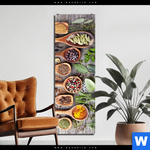 Aluminiumbild Gebürstet Gewuerze Auf Holzloeffeln Schmal Produktvorschau mit dem Bild Gewürze auf Holzlöffeln im Format Schmal.