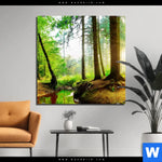 Aluminiumbild Gebürstet Idyllischer Wald Bei Sonnenaufgang Quadrat Produktvorschau mit dem Bild Idyllischer Wald bei Sonnenaufgang im Format Quadrat.