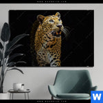 Aluminiumbild Gebürstet Leopard In Der Dunkelheit Querformat Produktvorschau mit dem Bild Leopard in der Dunkelheit im Format Querformat.