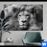 Aluminiumbild Gebürstet Loewengesicht In Rauch Querformat Produktvorschau mit dem Bild Löwengesicht in Rauch im Format Querformat.