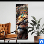 Aluminiumbild Gebürstet Loewenkopf Mit Bunten Federn Schmal Produktvorschau mit dem Bild Löwenkopf mit bunten Federn im Format Schmal.