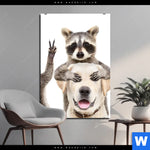 Aluminiumbild Gebürstet Lustige Waschbaeren Mit Hund Hochformat Produktvorschau mit dem Bild Lustige Waschbären mit Hund im Format Hochformat.