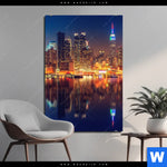 Aluminiumbild Gebürstet Manhattan Bei Nacht Hochformat Produktvorschau mit dem Bild Manhattan bei Nacht im Format Hochformat.