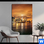 Aluminiumbild Gebürstet Manhatten Bei Sonnenuntergang Hochformat Produktvorschau mit dem Bild Manhatten bei Sonnenuntergang im Format Hochformat.
