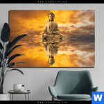 Aluminiumbild Gebürstet Meditierender Buddha Am See Querformat Produktvorschau mit dem Bild Meditierender Buddha am See im Format Querformat.