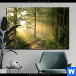 Aluminiumbild Gebürstet Morgenspaziergang Im Nebeligem Wald Querformat Produktvorschau mit dem Bild Morgenspaziergang im nebeligem Wald im Format Querformat.