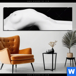 Aluminiumbild Gebürstet Nacktheit In Schwarzweiss Panorama Produktvorschau mit dem Bild Nacktheit in Schwarzweiß im Format Panorama.