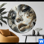 Aluminiumbild Gebürstet Paola Portraet Mit Schmetterlingen Rund Produktvorschau mit dem Bild Paola - Porträt mit Schmetterlingen im Format Rund.