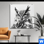 Aluminiumbild Gebürstet Schwarz Weiss Eulenportrait Quadrat Produktvorschau mit dem Bild Schwarz-Weiß Eulenportrait im Format Quadrat.