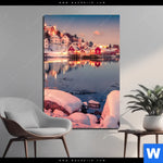 Aluminiumbild Gebürstet Skandinavische Stadt Bei Nacht Hochformat Produktvorschau mit dem Bild Skandinavische Stadt bei Nacht im Format Hochformat.