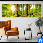 Aluminiumbild Gebürstet Sonne Im Gruenen Wald Panorama Produktvorschau mit dem Bild Sonne im grünen Wald im Format Panorama.