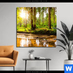 Aluminiumbild Gebürstet Sonne Im Gruenen Wald Quadrat Produktvorschau mit dem Bild Sonne im grünen Wald im Format Quadrat.