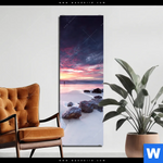 Aluminiumbild Gebürstet Sonnenaufgang Am Strand Mit Felsen Schmal Produktvorschau mit dem Bild Sonnenaufgang am Strand mit Felsen im Format Schmal.