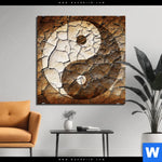 Aluminiumbild Gebürstet Yin Yang Auf Rissiger Erde Quadrat Produktvorschau mit dem Bild Yin Yang auf rissiger Erde im Format Quadrat.