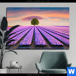 Bild Edelstahloptik Baum Im Blumenfeld Querformat Produktvorschau mit dem Bild Baum im Blumenfeld im Format Querformat.