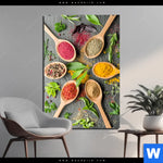 Bild Edelstahloptik Bunte Gewuerze In Holzloeffeln Hochformat Produktvorschau mit dem Bild Bunte Gewürze in Holzlöffeln im Format Hochformat.
