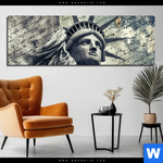 Bild Edelstahloptik Freiheitsstatue Im Sandsturm Panorama Produktvorschau mit dem Bild Freiheitsstatue im Sandsturm im Format Panorama.