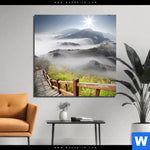 Bild Edelstahloptik Holztreppe Auf Berg Mit Wolken Quadrat Produktvorschau mit dem Bild Holztreppe auf Berg mit Wolken im Format Quadrat.