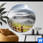 Bild Edelstahloptik Holztreppe Auf Berg Mit Wolken Rund Produktvorschau mit dem Bild Holztreppe auf Berg mit Wolken im Format Rund.