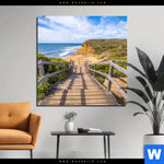 Bild Edelstahloptik Holztreppe Zum Einsamen Strand Quadrat Produktvorschau mit dem Bild Holztreppe zum einsamen Strand im Format Quadrat.