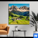 Bild Edelstahloptik Idyllisches Dorf In Den Bergen Quadrat Produktvorschau mit dem Bild Idyllisches Dorf in den Bergen im Format Quadrat.