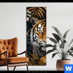 Bild Edelstahloptik Majestaetischer Tiger Im Dschungel Schmal Produktvorschau mit dem Bild Majestätischer Tiger im Dschungel im Format Schmal.